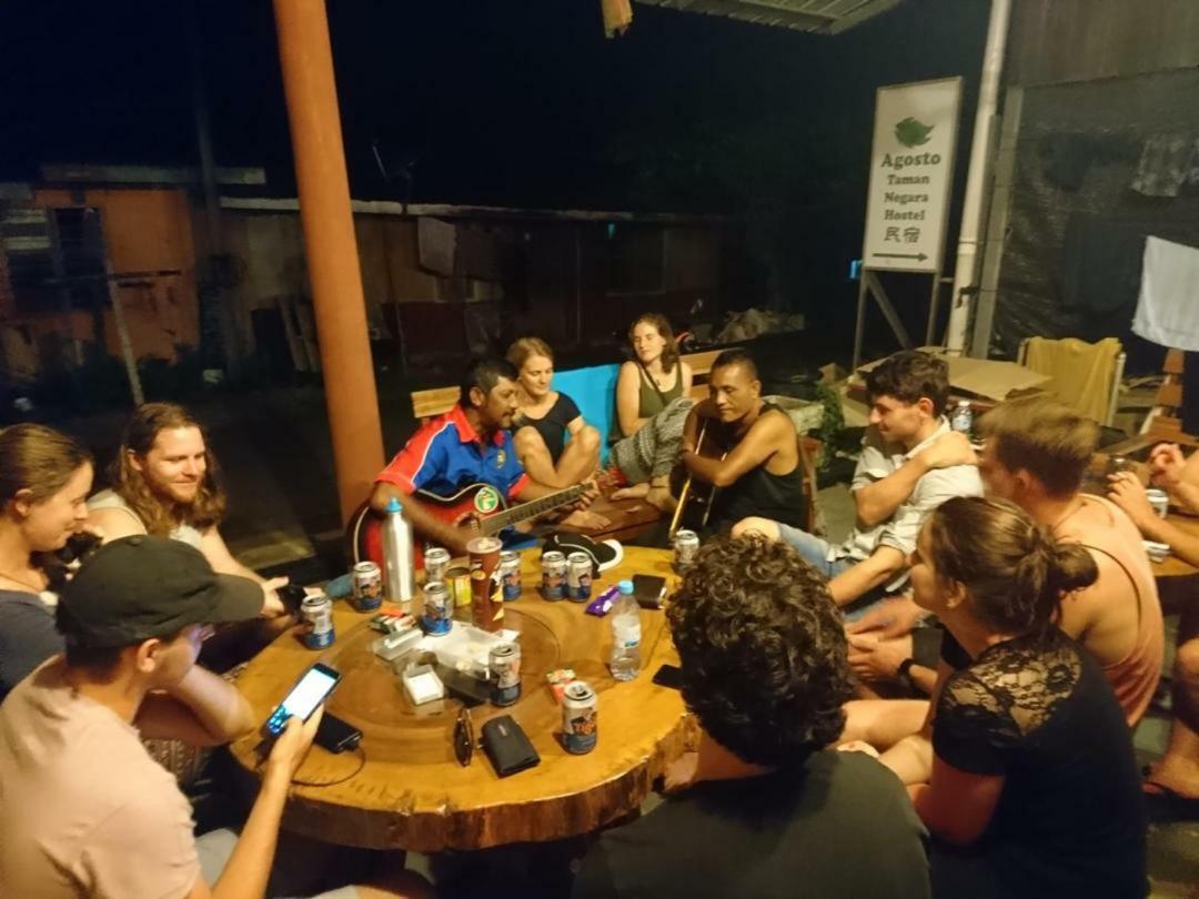 Agosto Taman Negara Hostel Kuala Tahan Esterno foto
