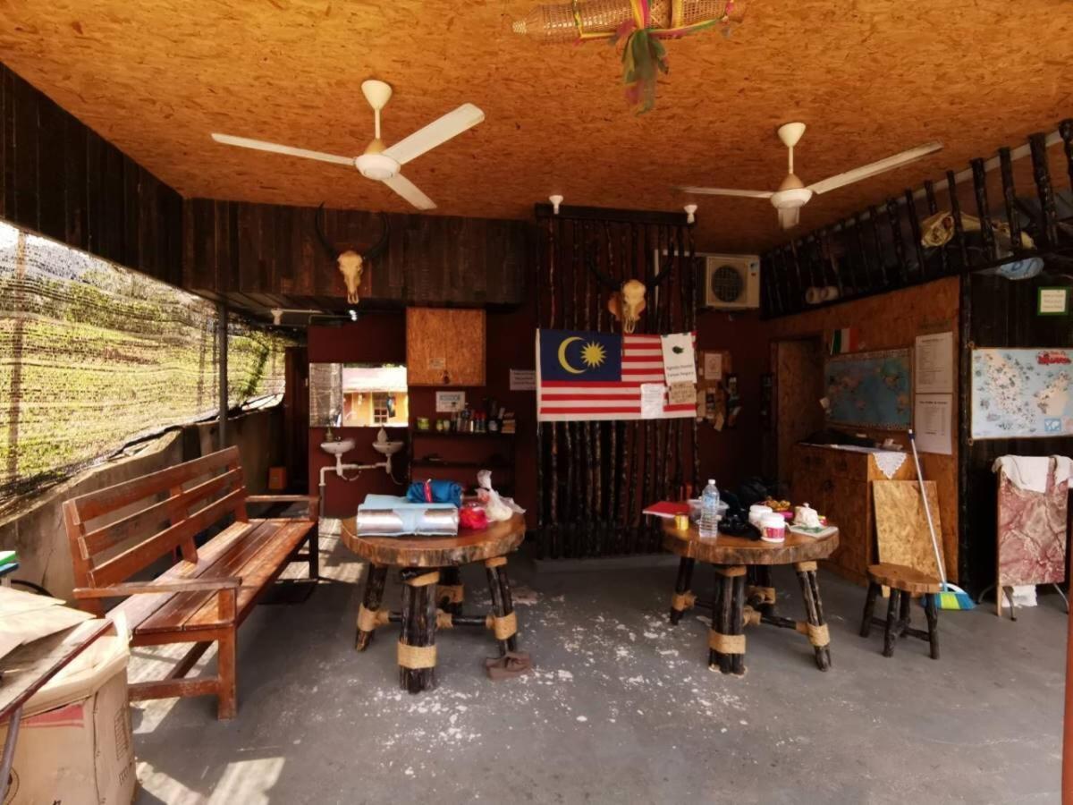 Agosto Taman Negara Hostel Kuala Tahan Esterno foto